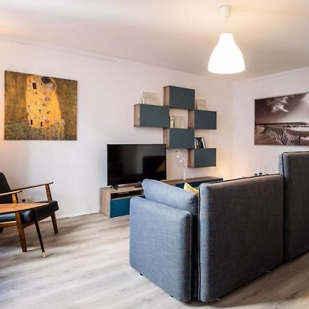 Homefy Oldtown Apartment - 6 People - 2 Bath - Balcony - Top Location Düsseldorf Exteriér fotografie