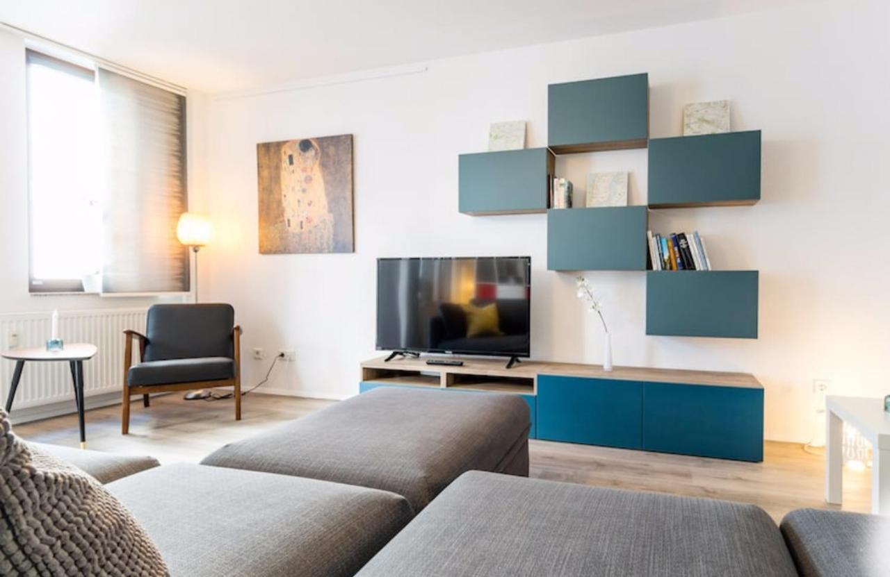 Homefy Oldtown Apartment - 6 People - 2 Bath - Balcony - Top Location Düsseldorf Exteriér fotografie